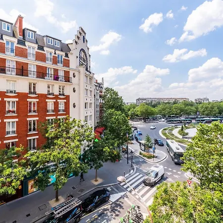 16 - Entier - Chez Penny Paris